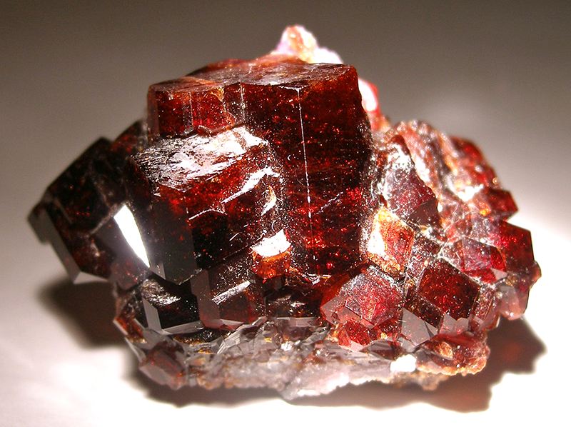 Vesuvianite — esemplare